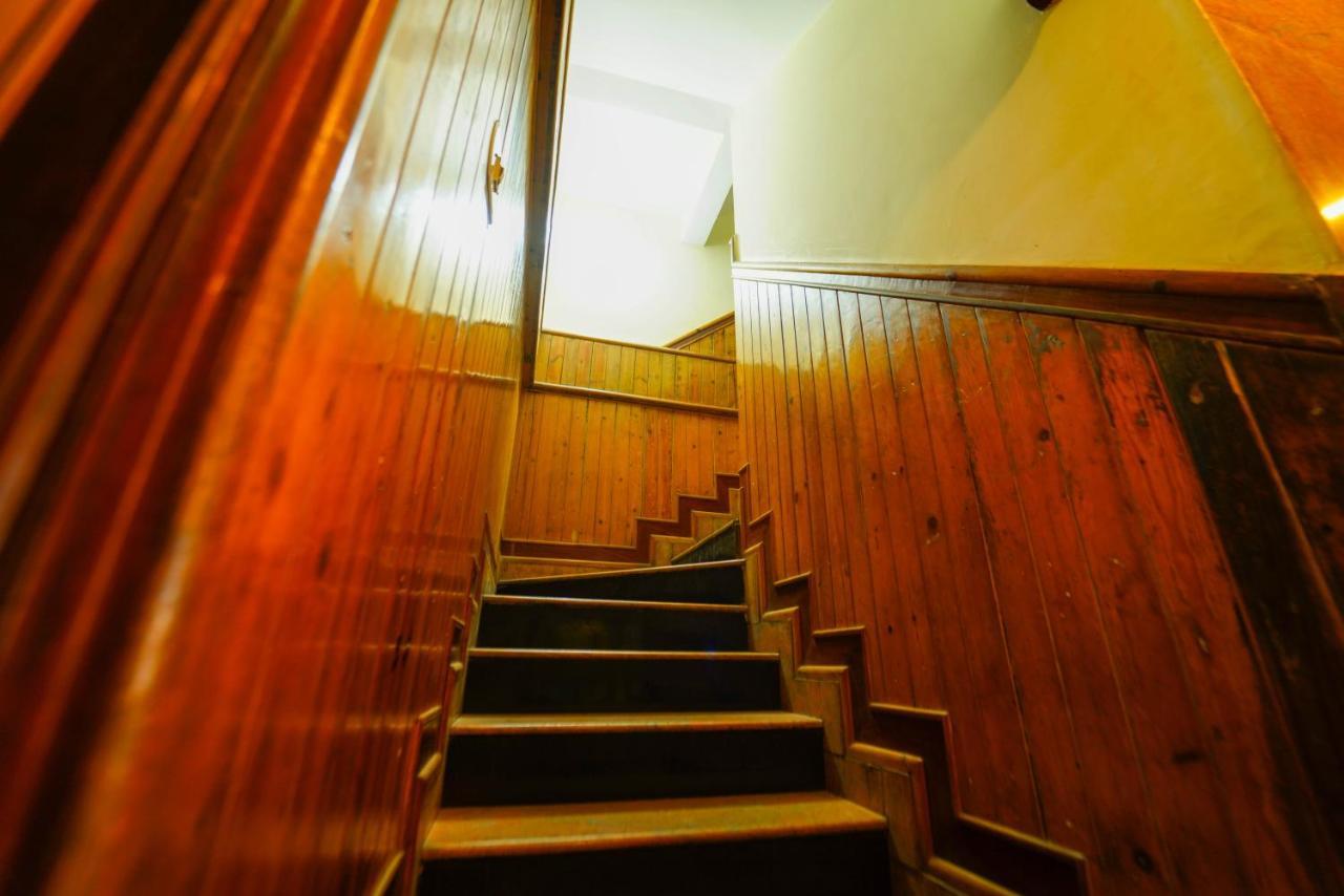 Amogha Residency Hotell Mysore Exteriör bild